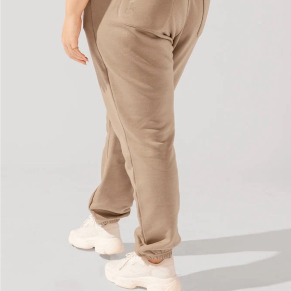 Popflex Active Cloud Rollover Sweatpant - Milk Tea - Picture 5 of 6